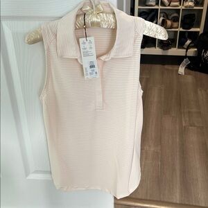 Elegant Sleeveless Blouse in Soft Pink